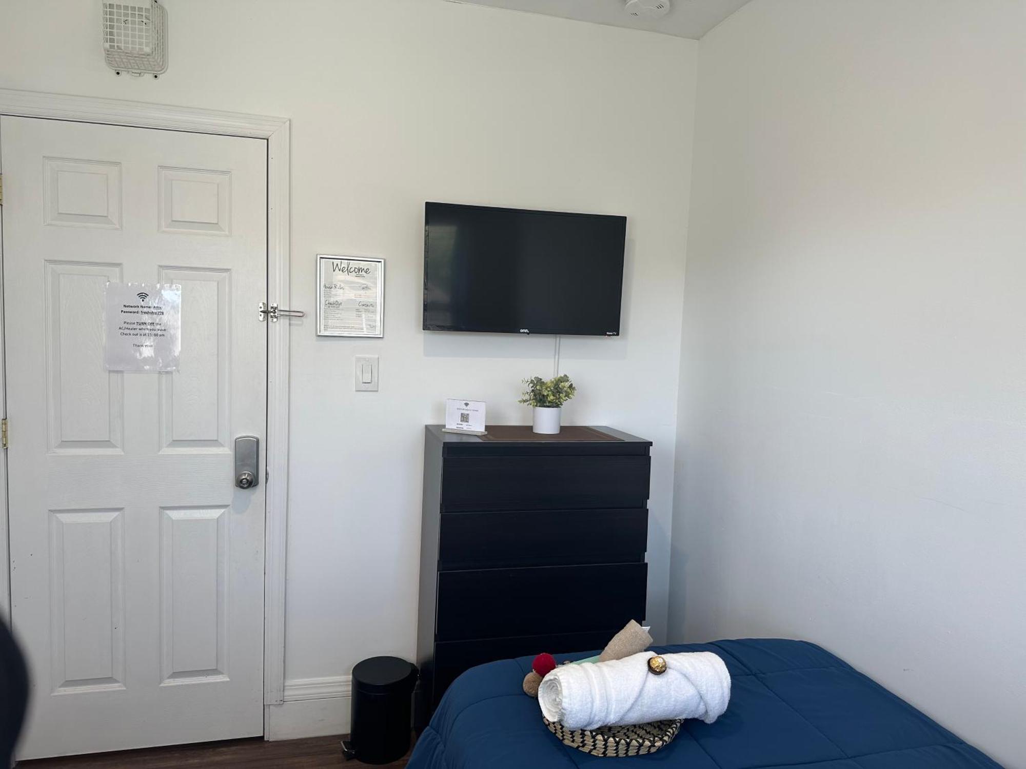 Cozy Private Bedrooms Kitchen Wifi Englewood Exterior photo